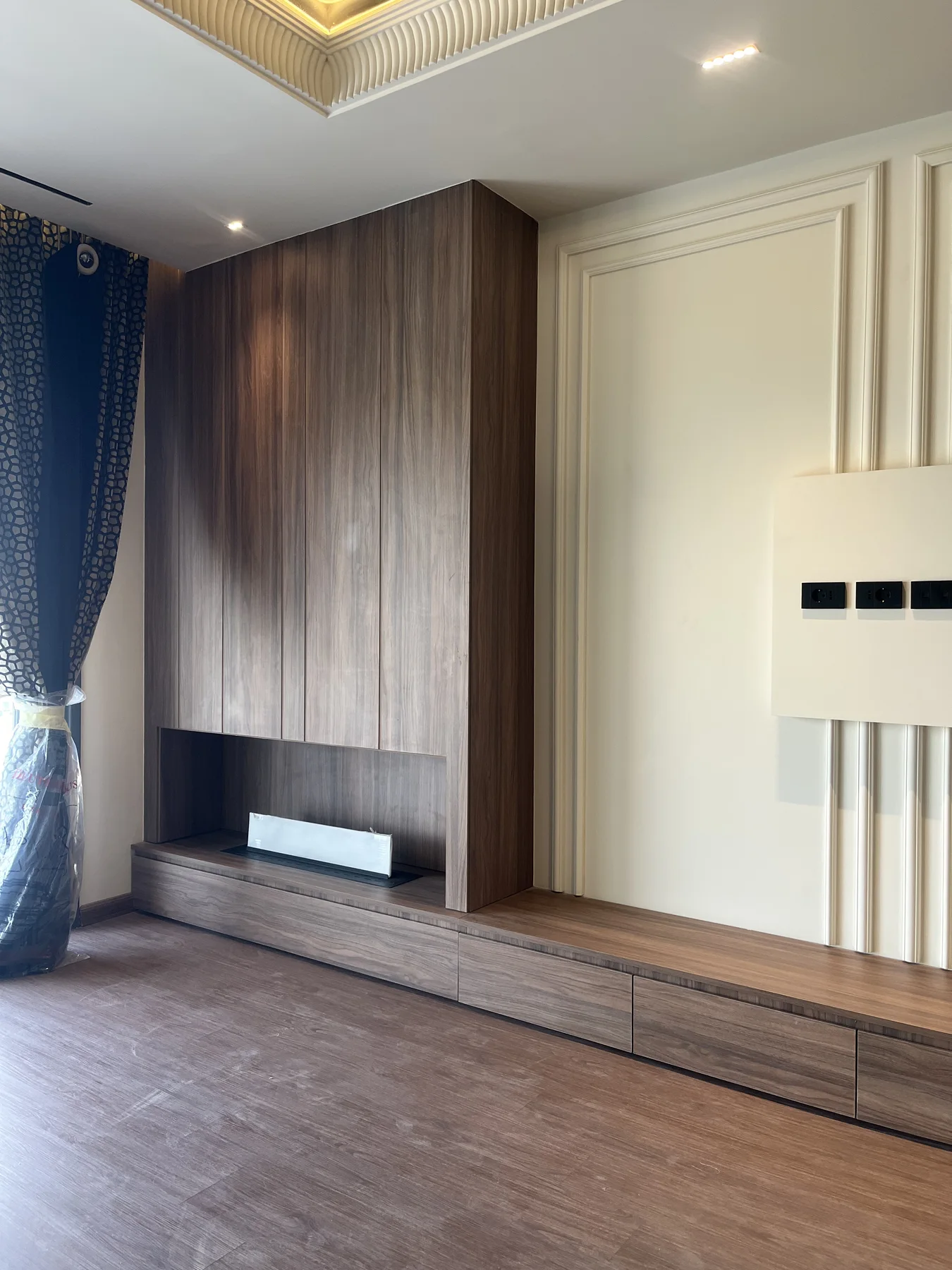 MELAMINE CLADDING — 13