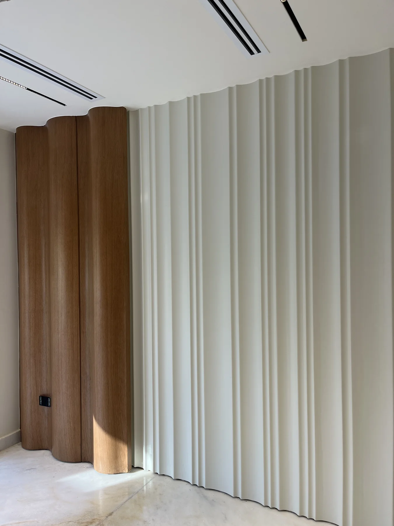 VENEER & PAINTING CLADDING — 12
