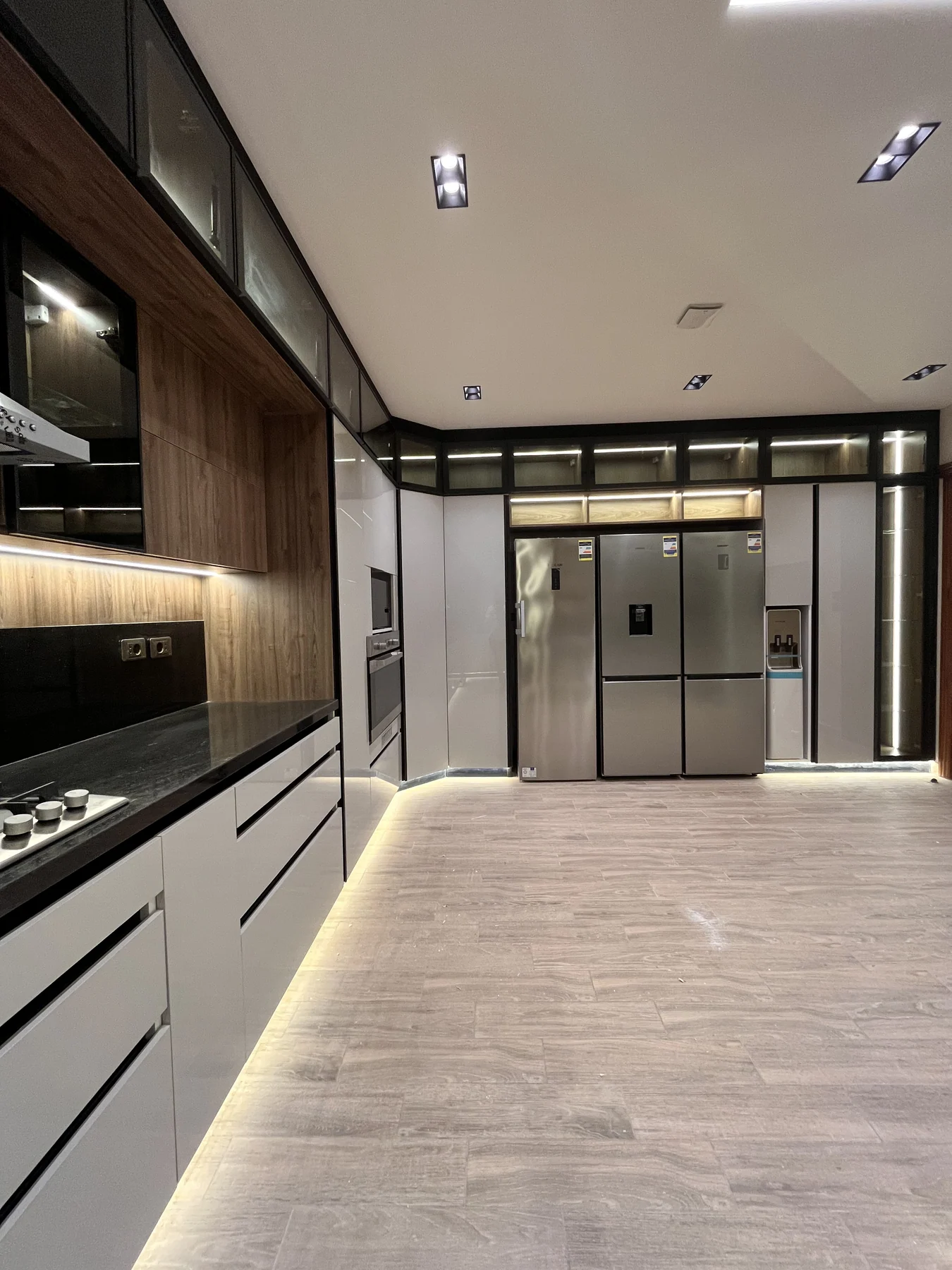 Kitchen 03 — 6
