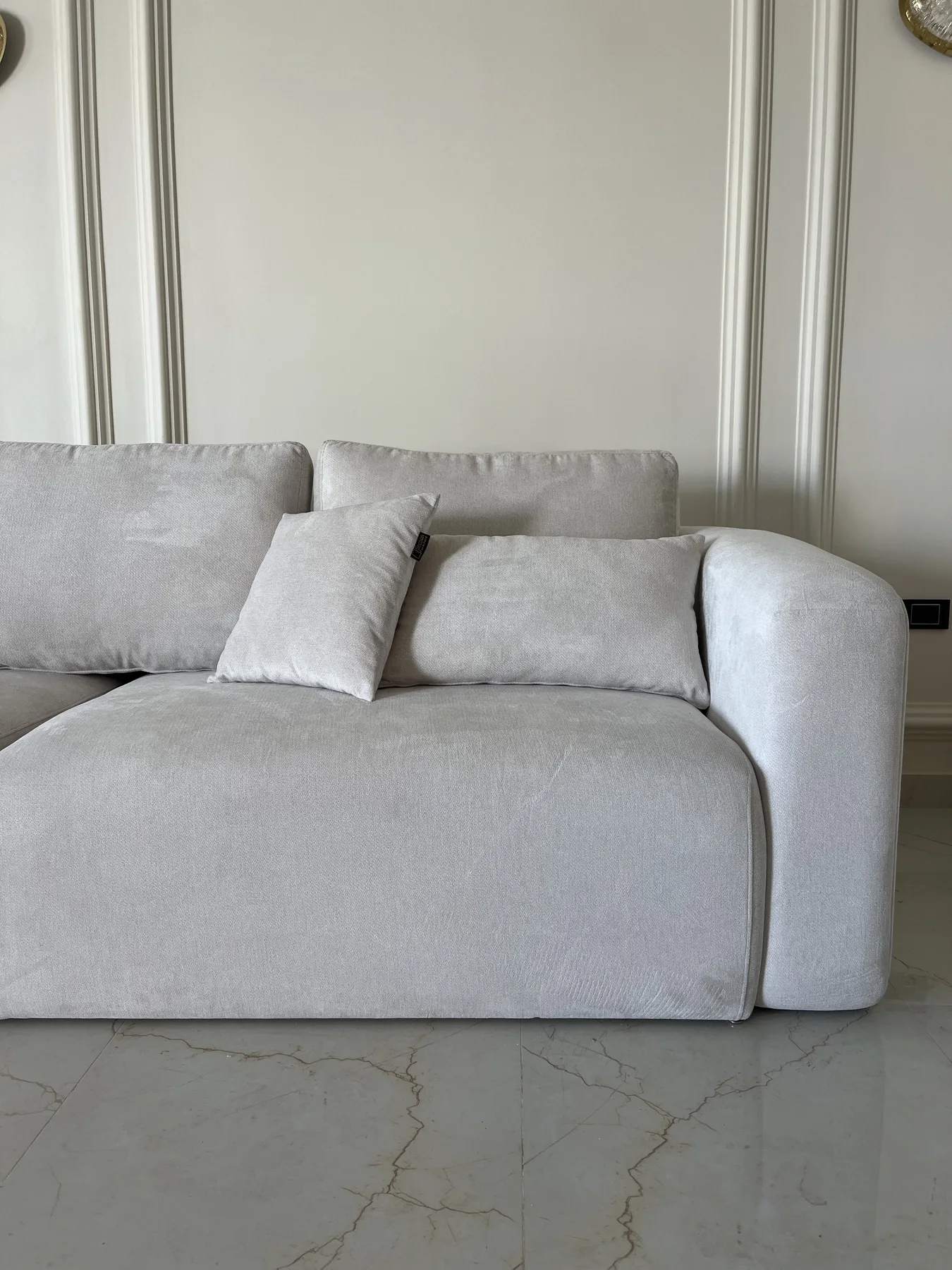 Living Space 01 — 2