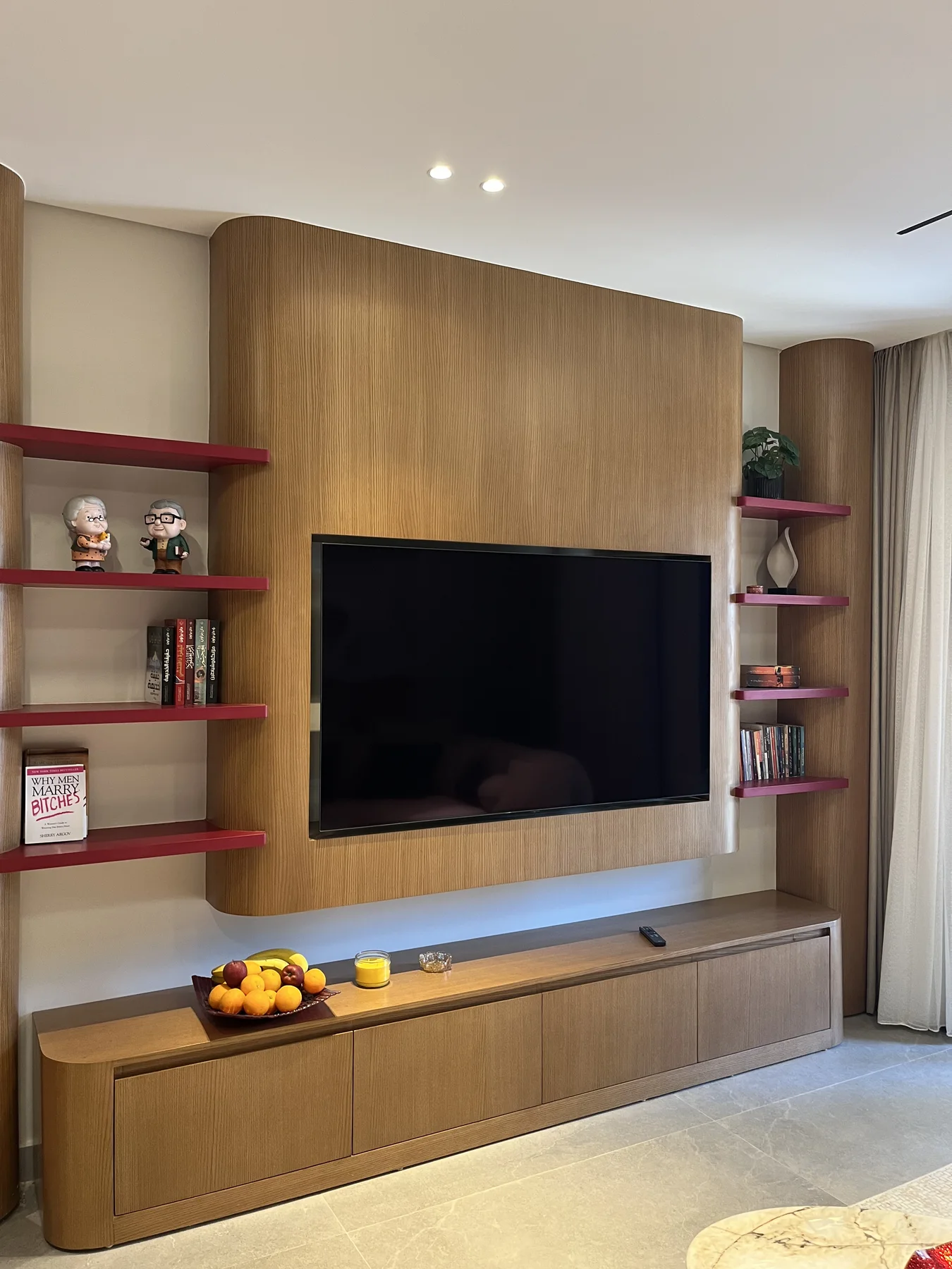 TV Units — 10